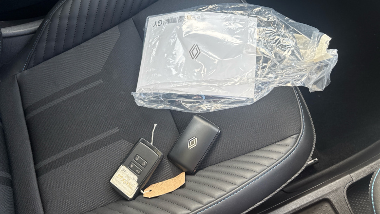 Renault Symbioz 1.6 E-Tech FHEV 145 Iconic Esprit Alpine 5dr Auto Hybrid Estate